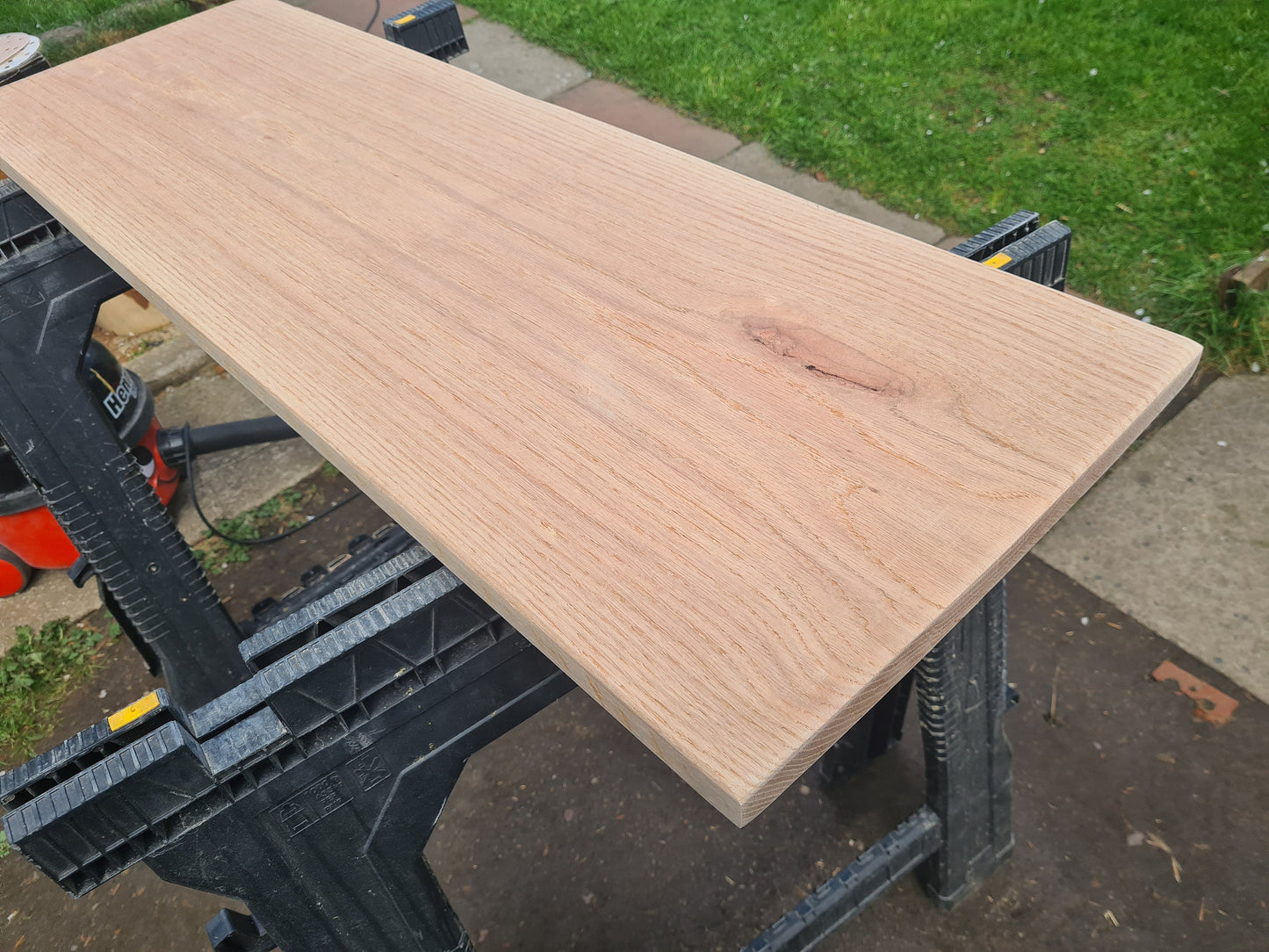 Kiln dried American Oak planed and sanded boards 2FT shelves.